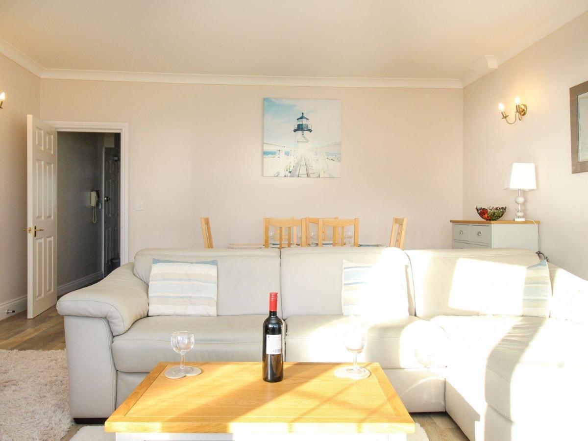 Ocean Watch 5 Apartment Weymouth Bagian luar foto