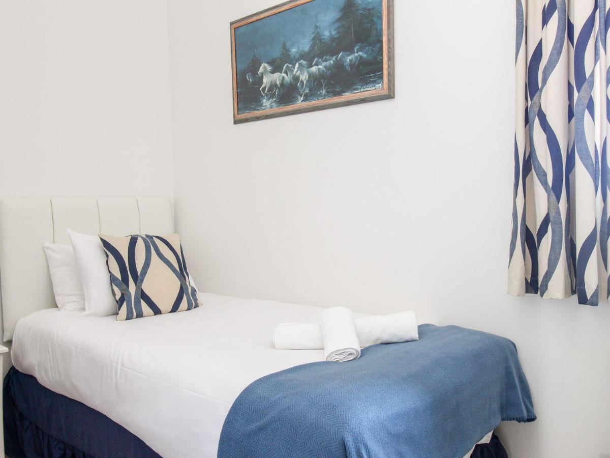 Ocean Watch 5 Apartment Weymouth Bagian luar foto